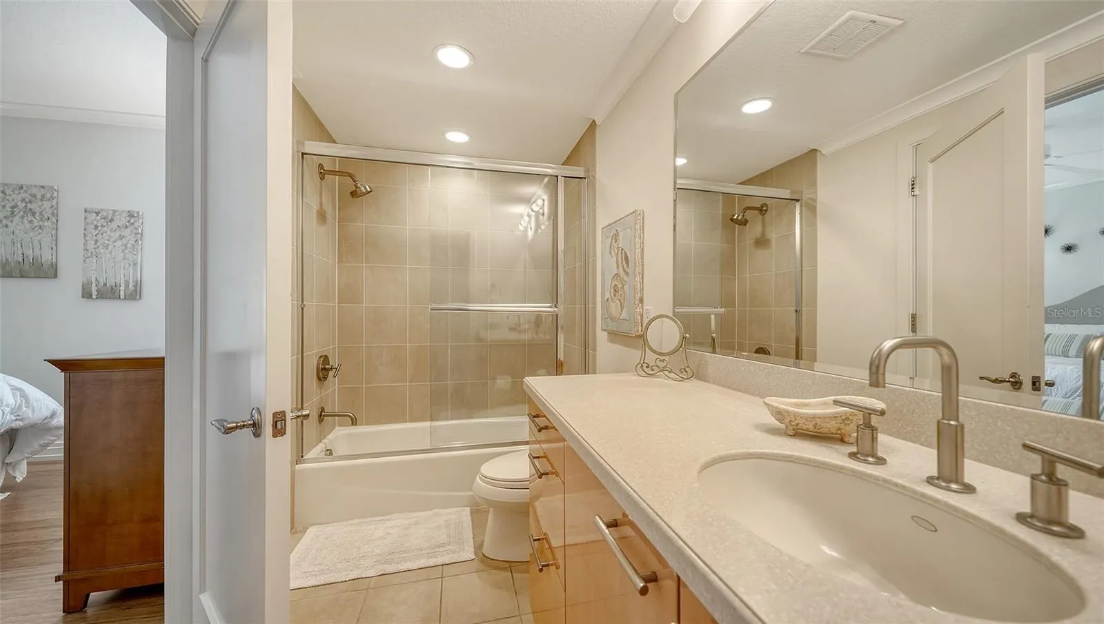 6512 MIDNIGHT PASS RD #206 #206