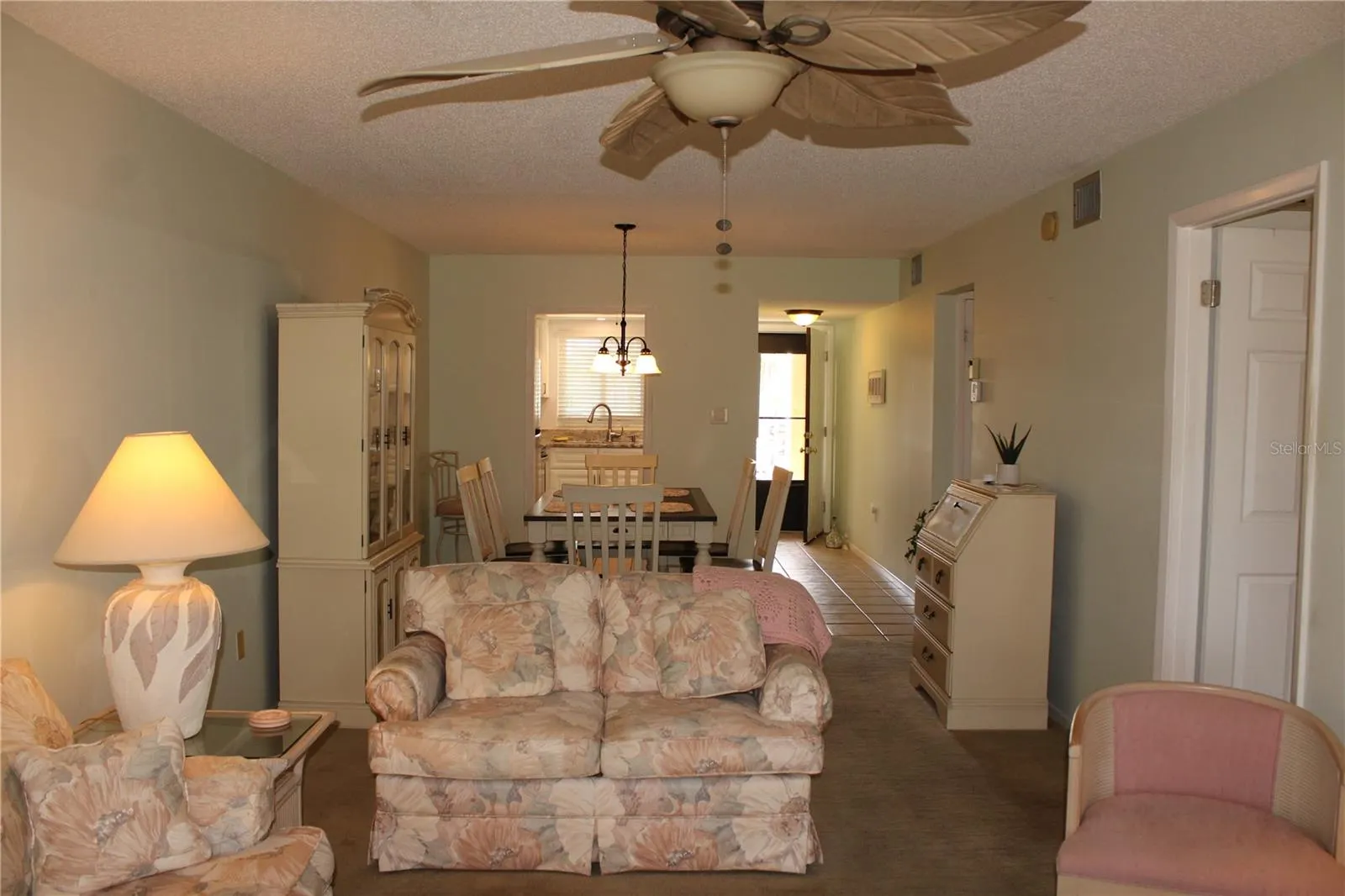 3561 LAKE BAYSHORE DR