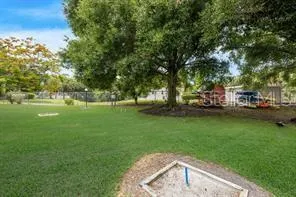 3561 LAKE BAYSHORE DR