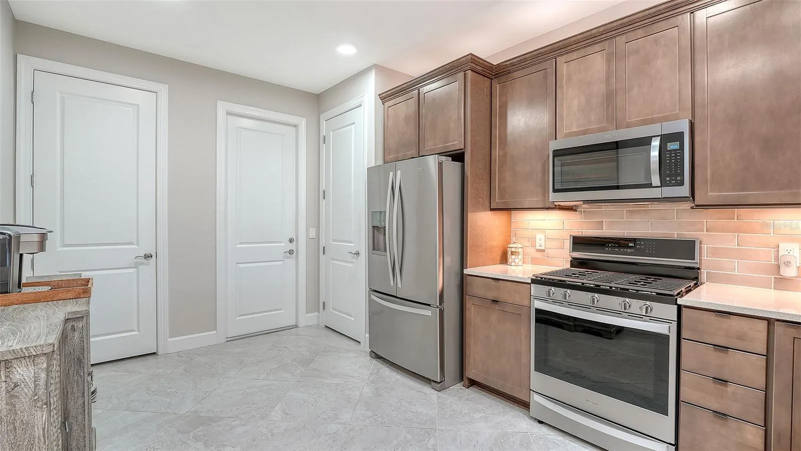 7608 SUMMERLAND CV