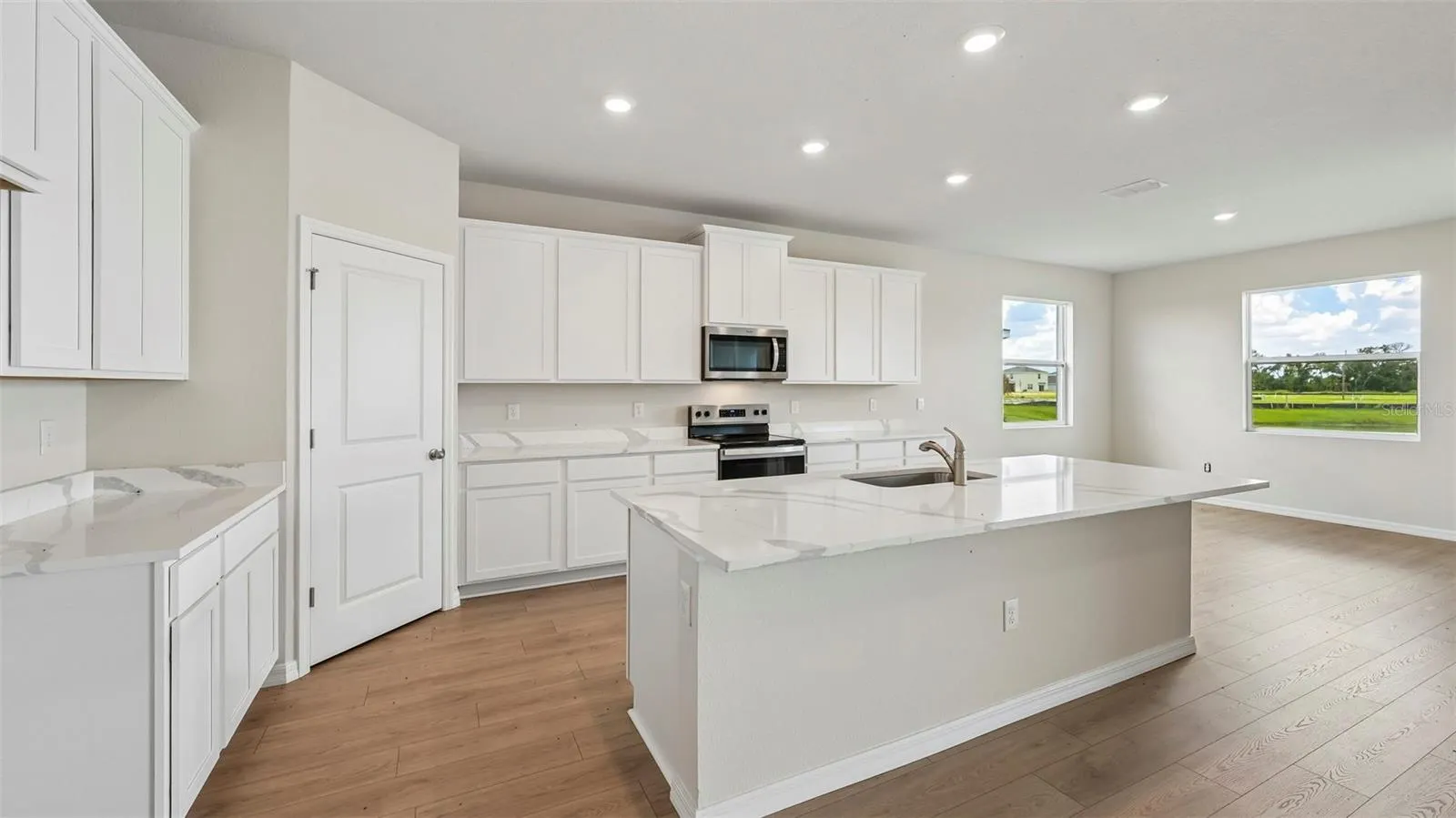 10444 WOODLAND GARDEN WAY