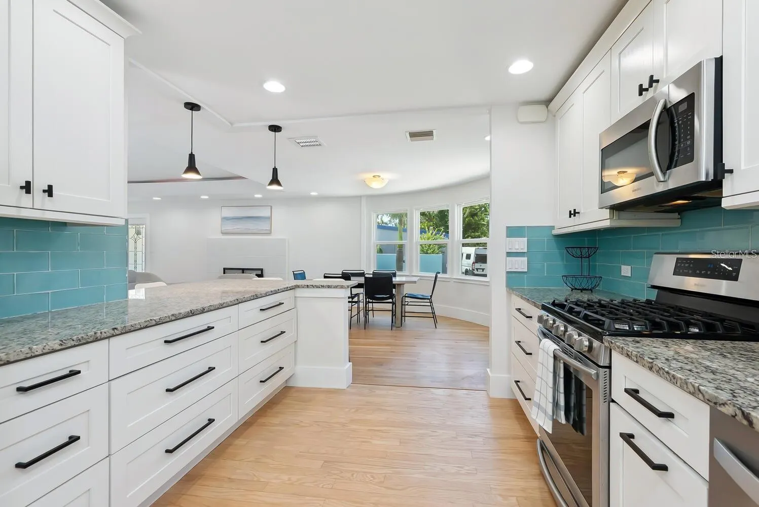 1931 HIGH POINT CIR