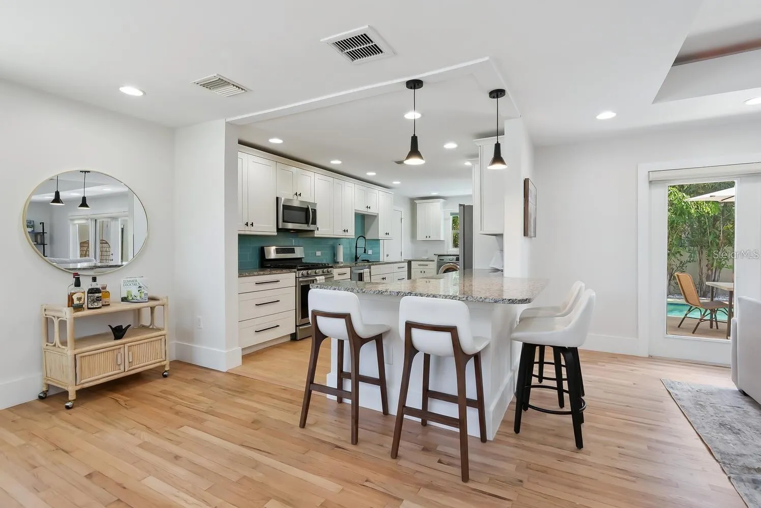 1931 HIGH POINT CIR