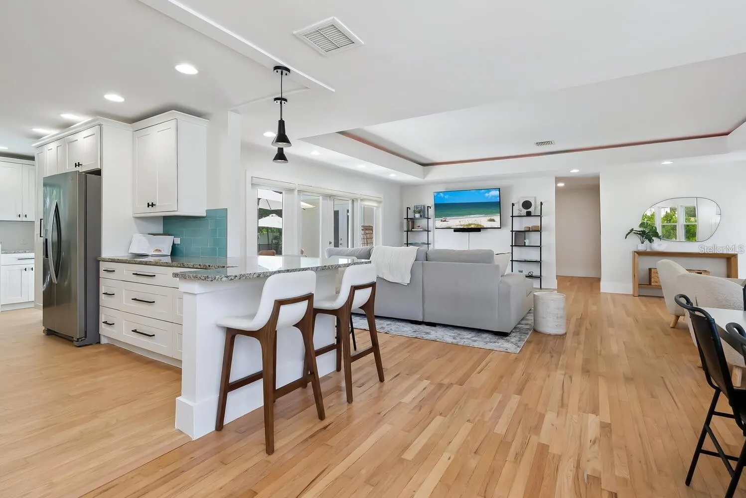 1931 HIGH POINT CIR