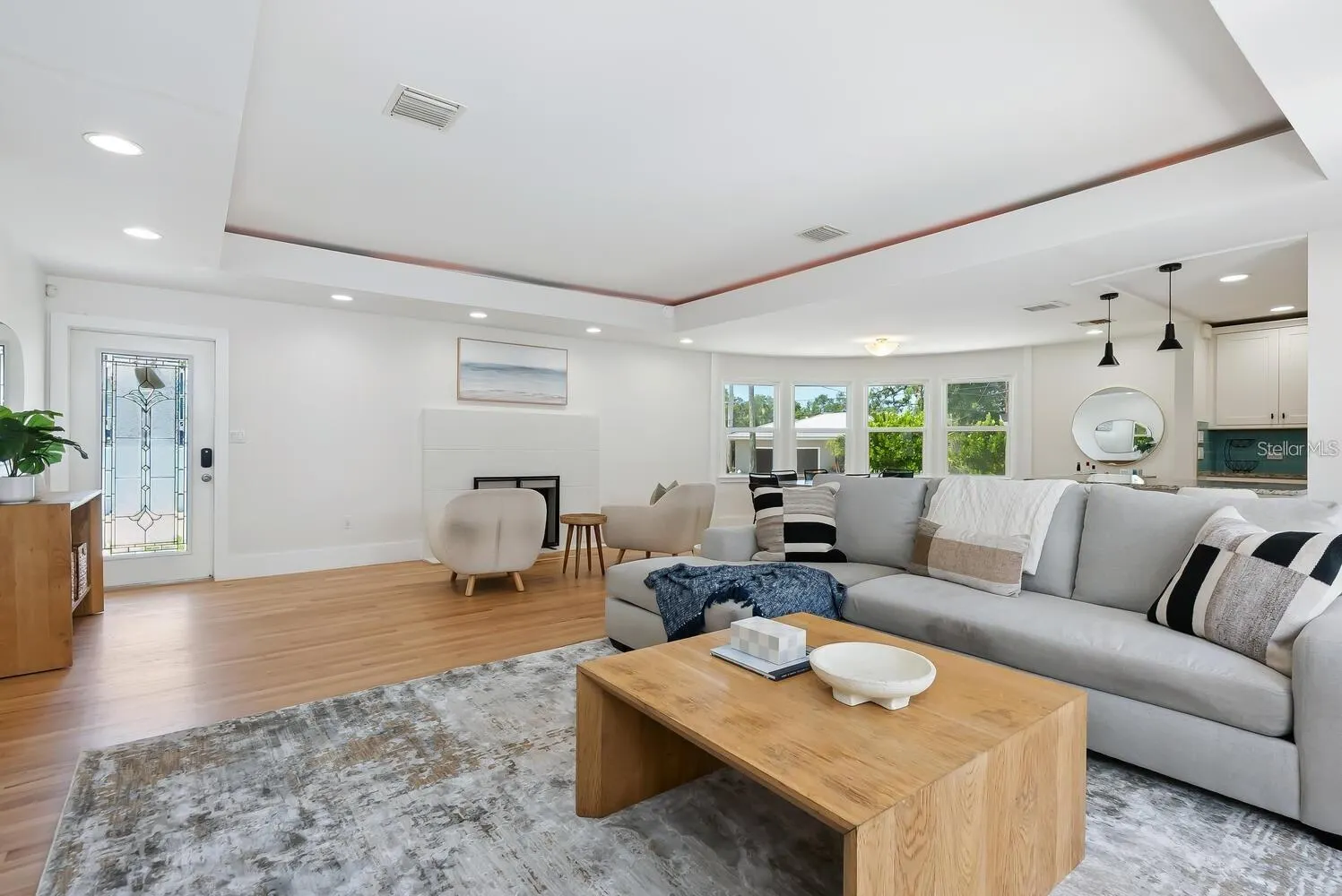 1931 HIGH POINT CIR
