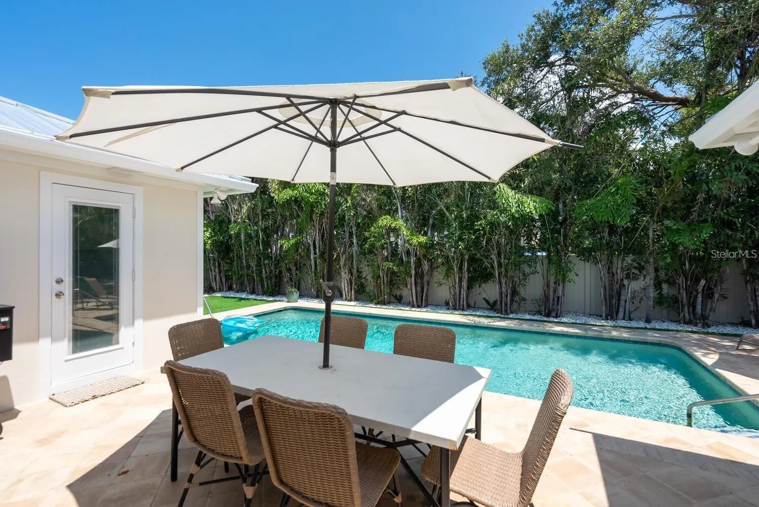 1931 HIGH POINT CIR