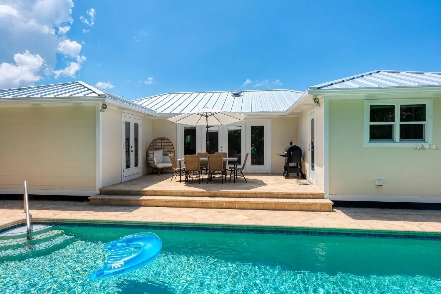 1931 HIGH POINT CIR