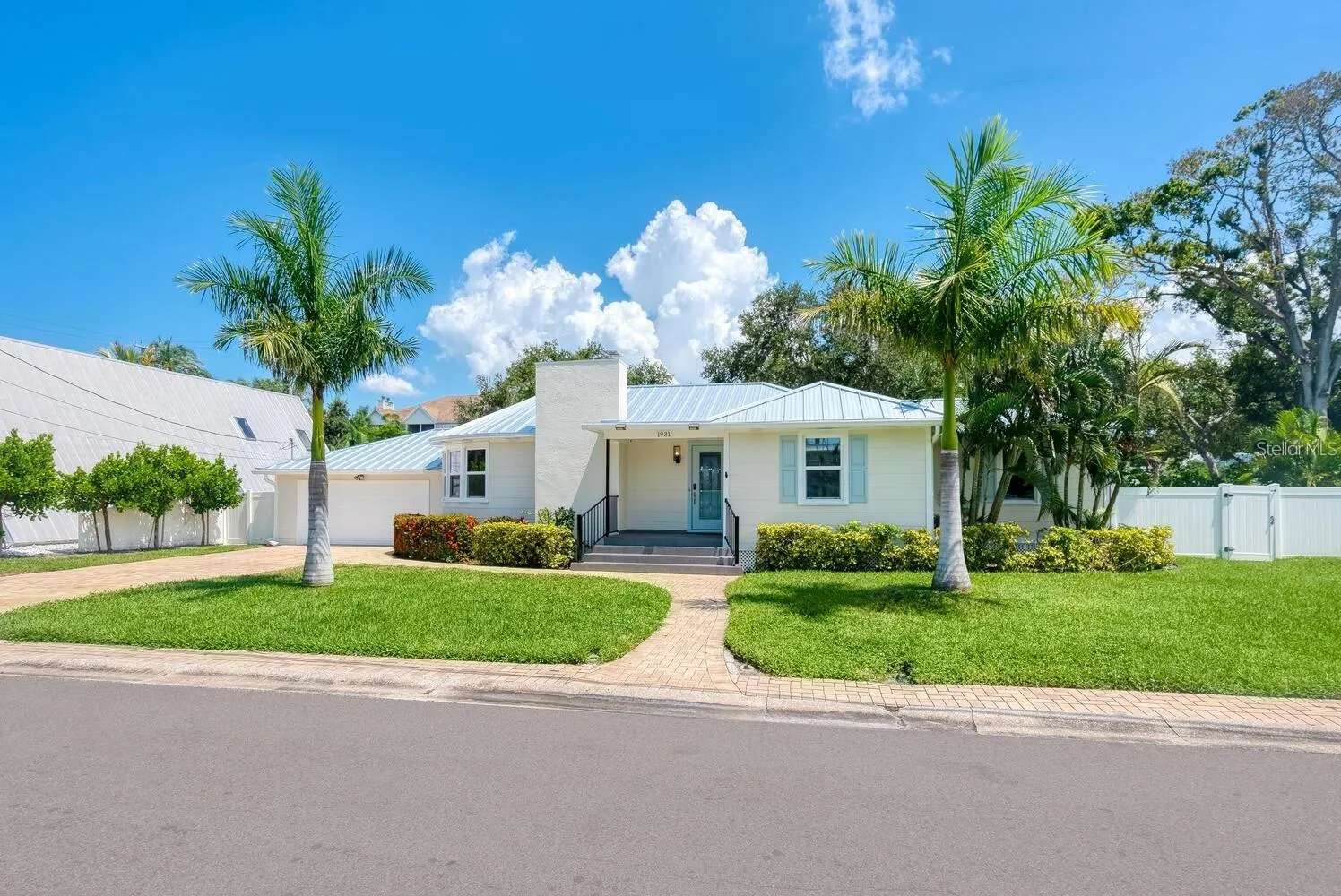 1931 HIGH POINT CIR