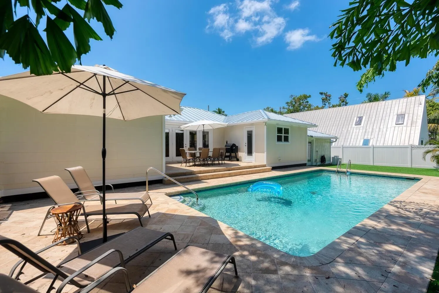 1931 HIGH POINT CIR