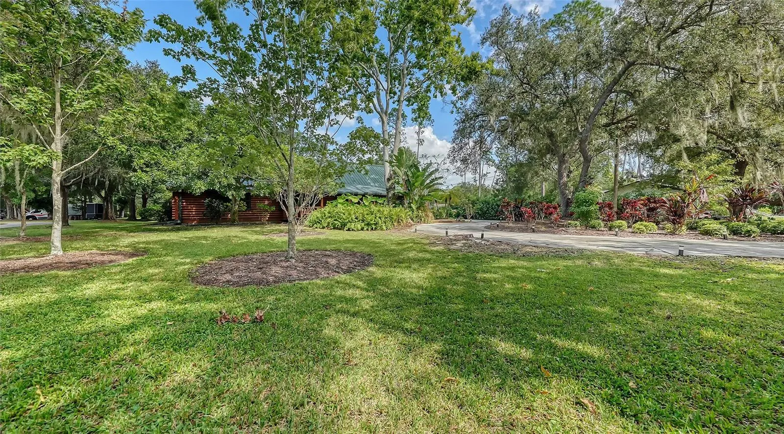 10604 OAK RUN DR