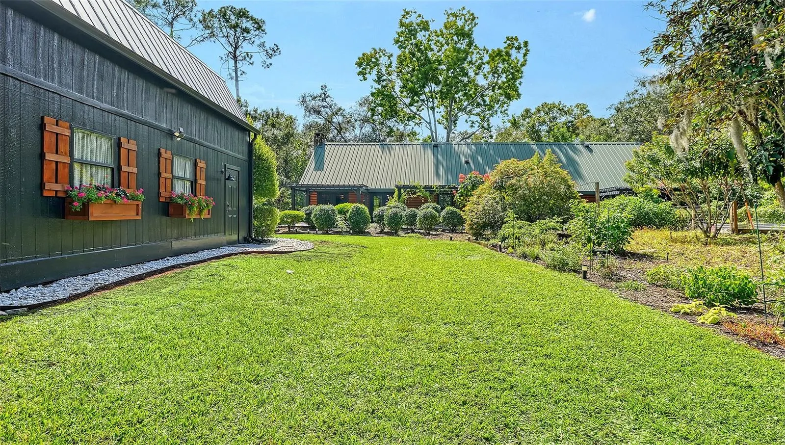 10604 OAK RUN DR