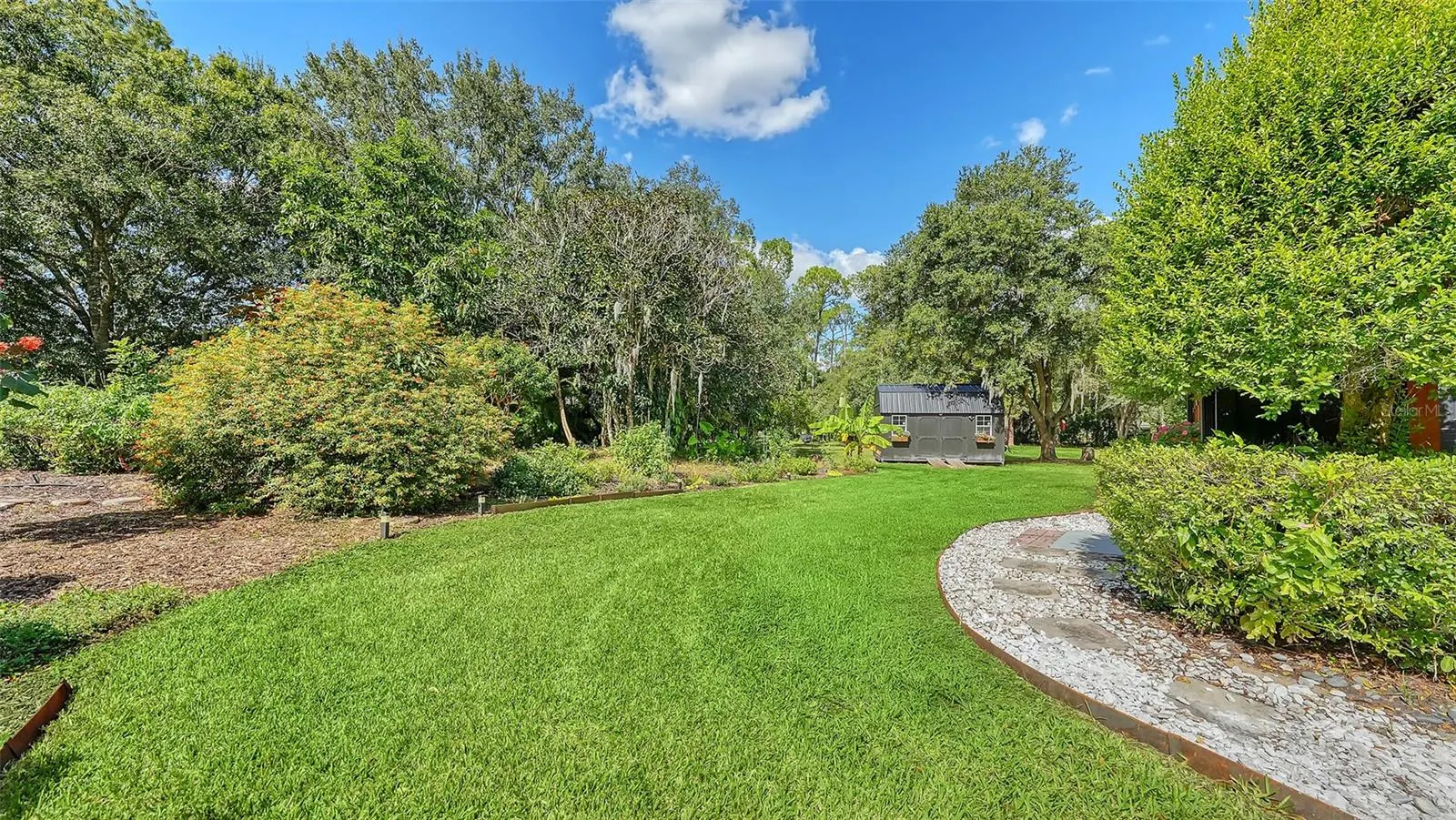 10604 OAK RUN DR