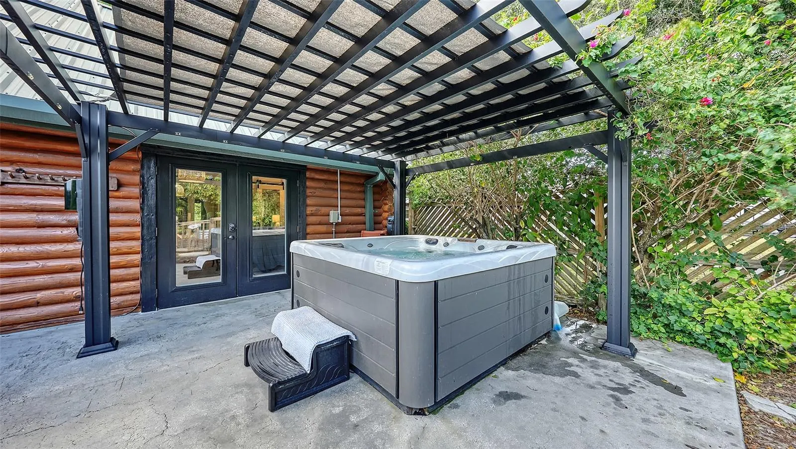 10604 OAK RUN DR