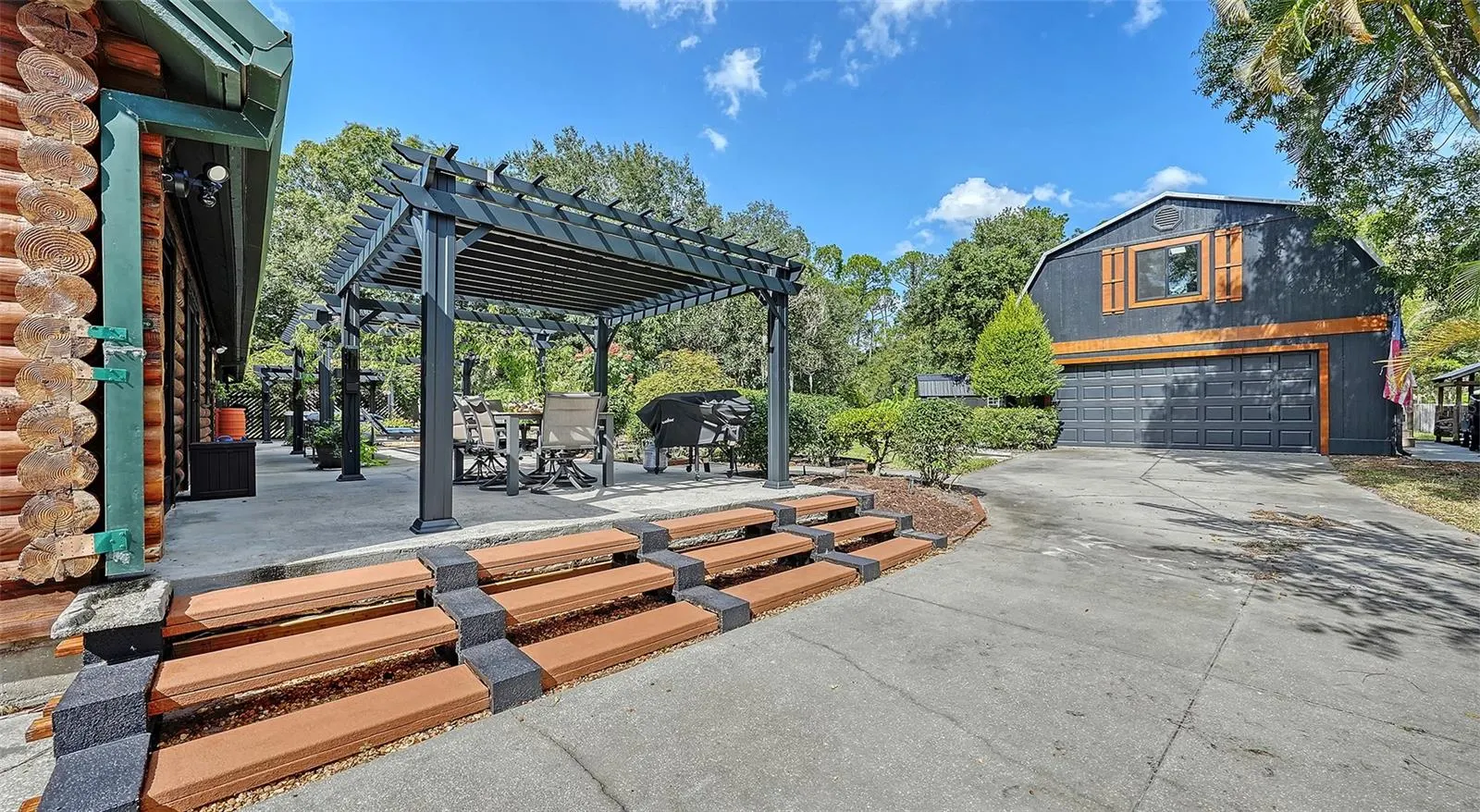 10604 OAK RUN DR