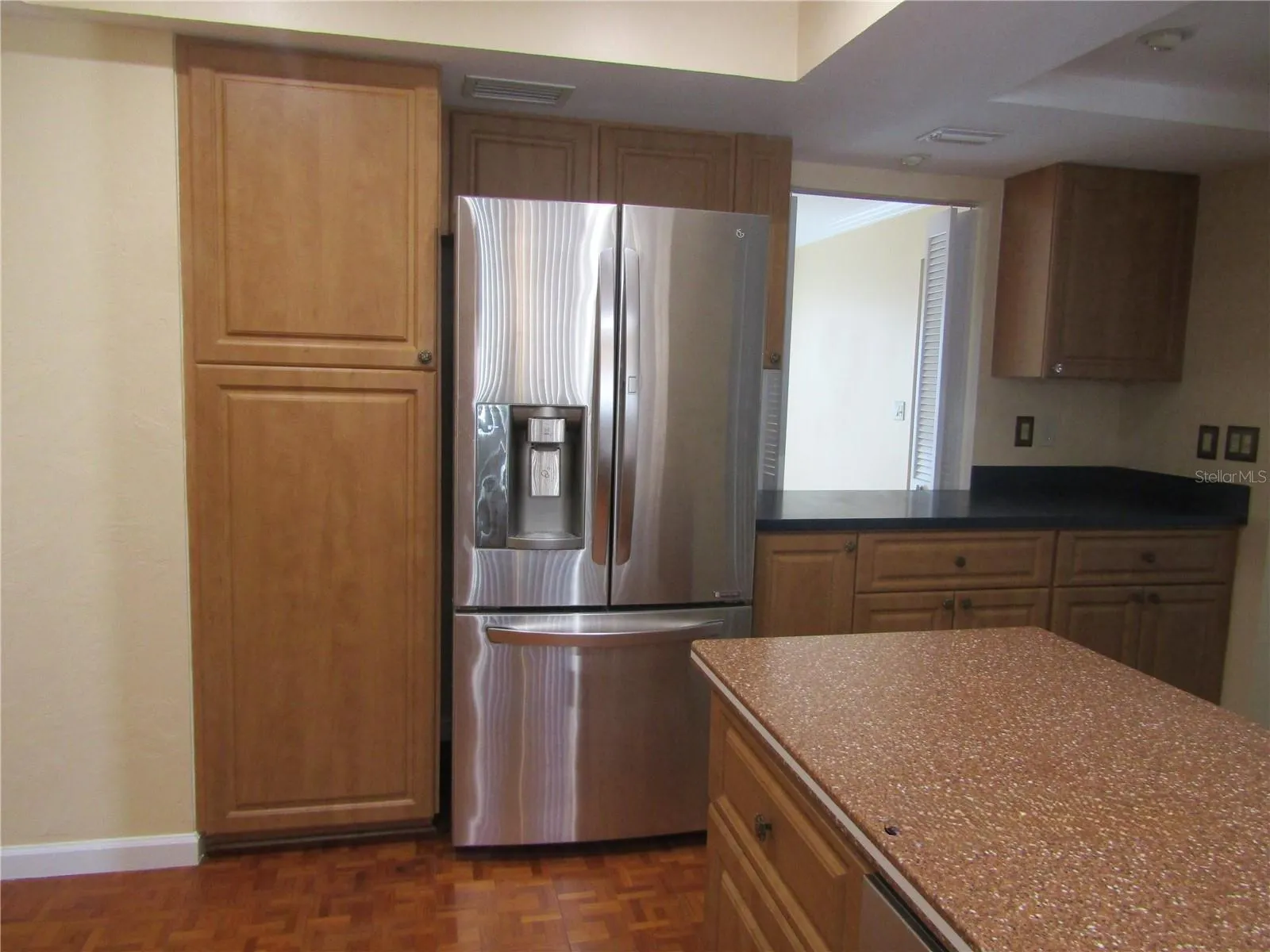 3688 GLEN OAKS MANOR DRIVE