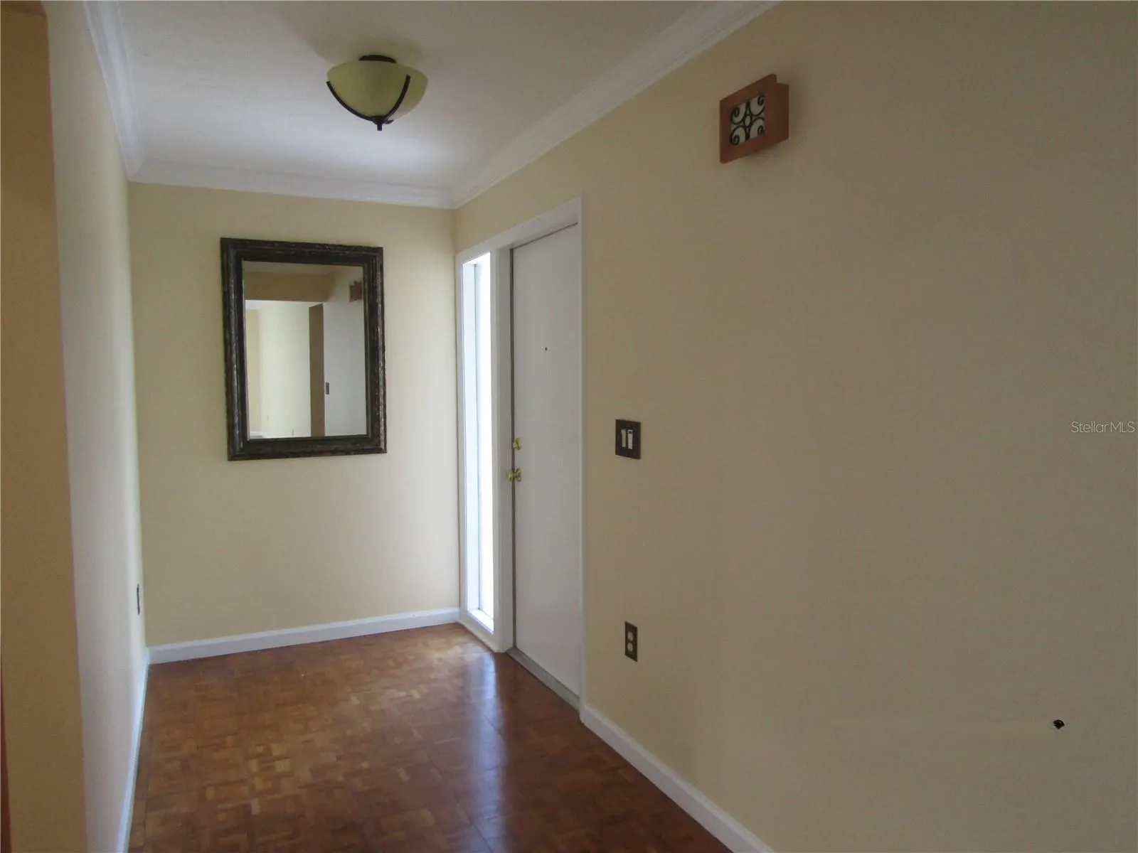 3688 GLEN OAKS MANOR DRIVE