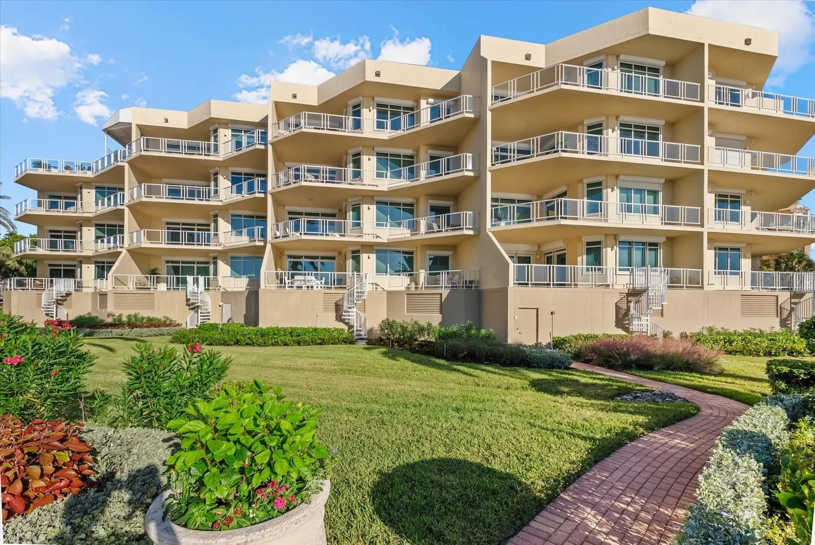 2165 GULF OF MEXICO DR #121 #121
