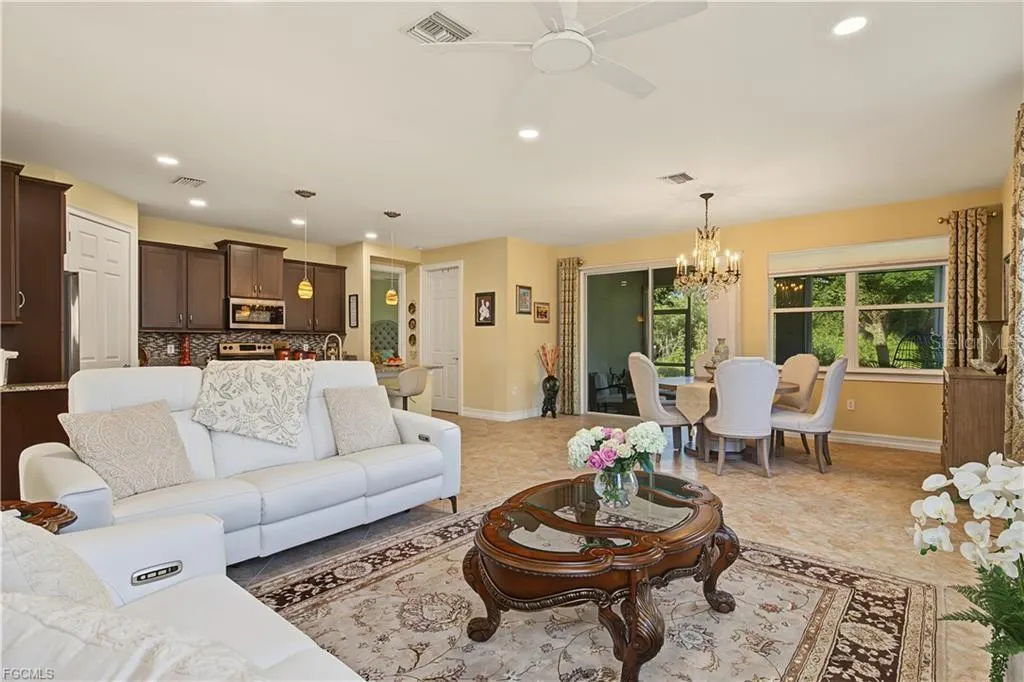 3161 AMADORA CIR