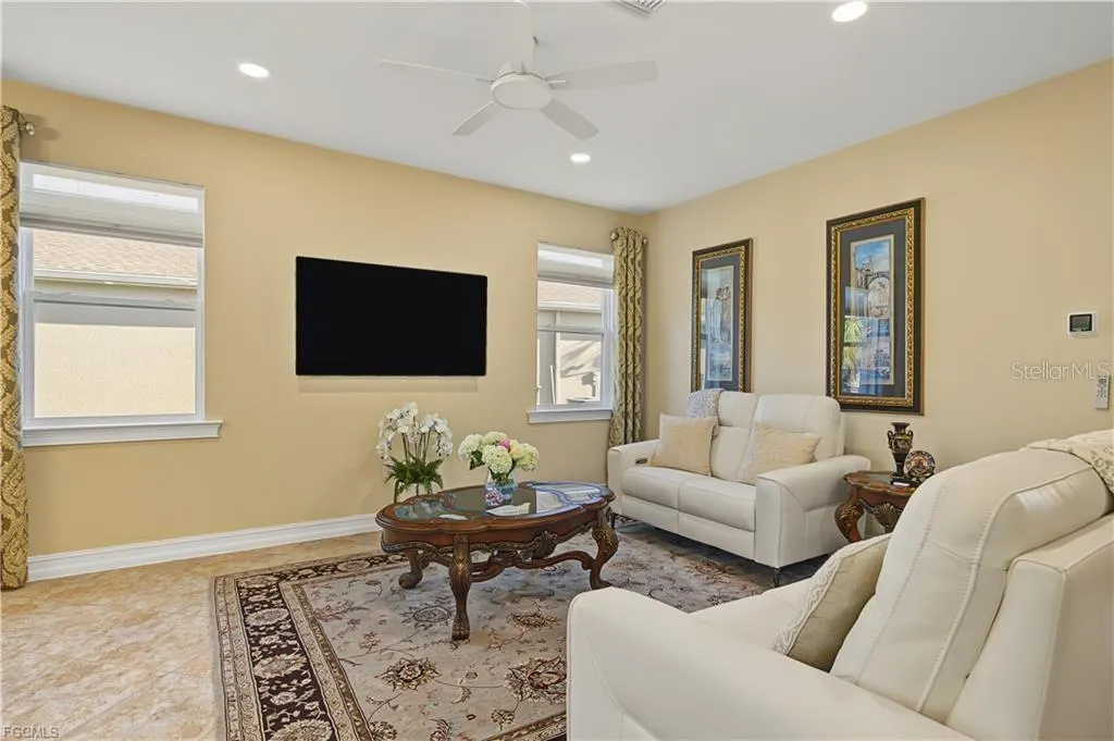 3161 AMADORA CIR