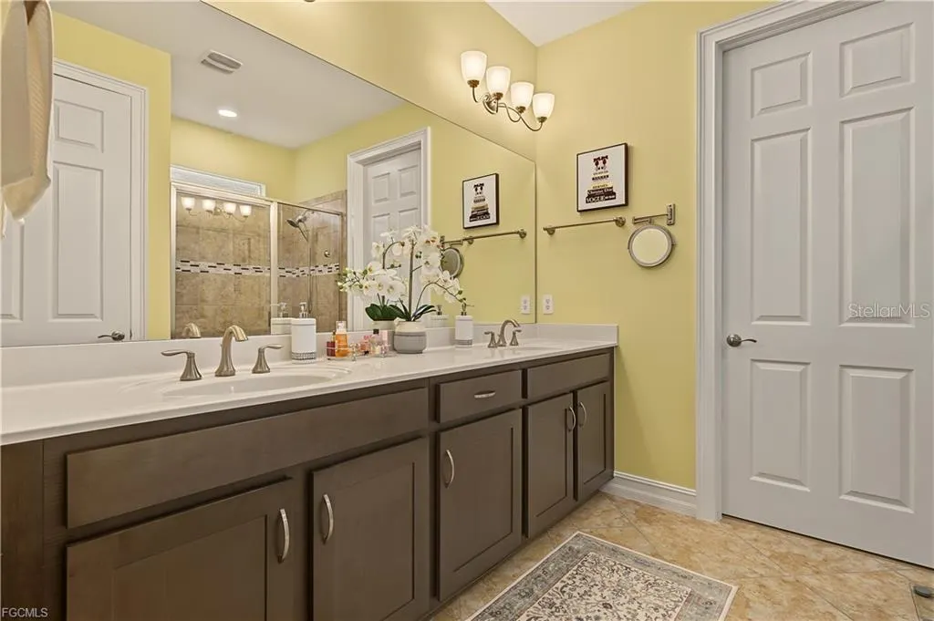 3161 AMADORA CIR