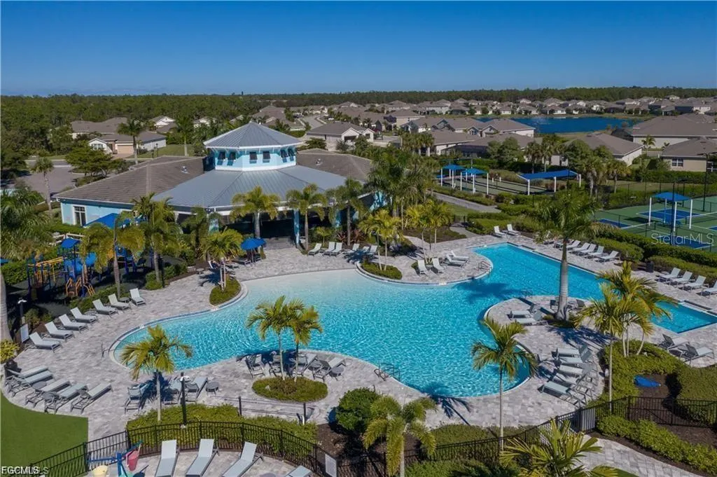3161 AMADORA CIR