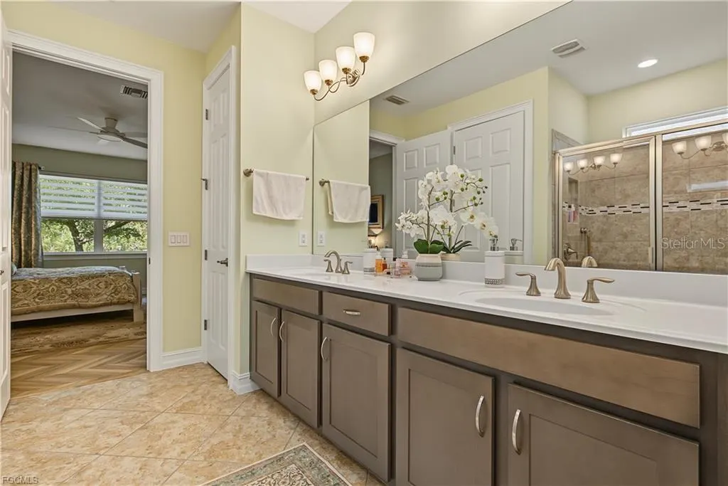 3161 AMADORA CIR