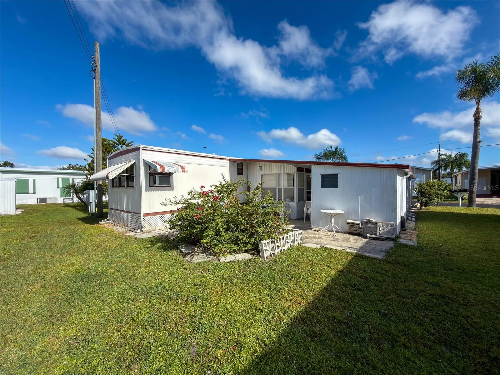3307 EILEEN DR