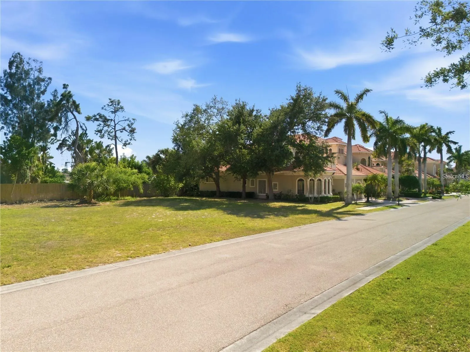 1740 ASSISI DR