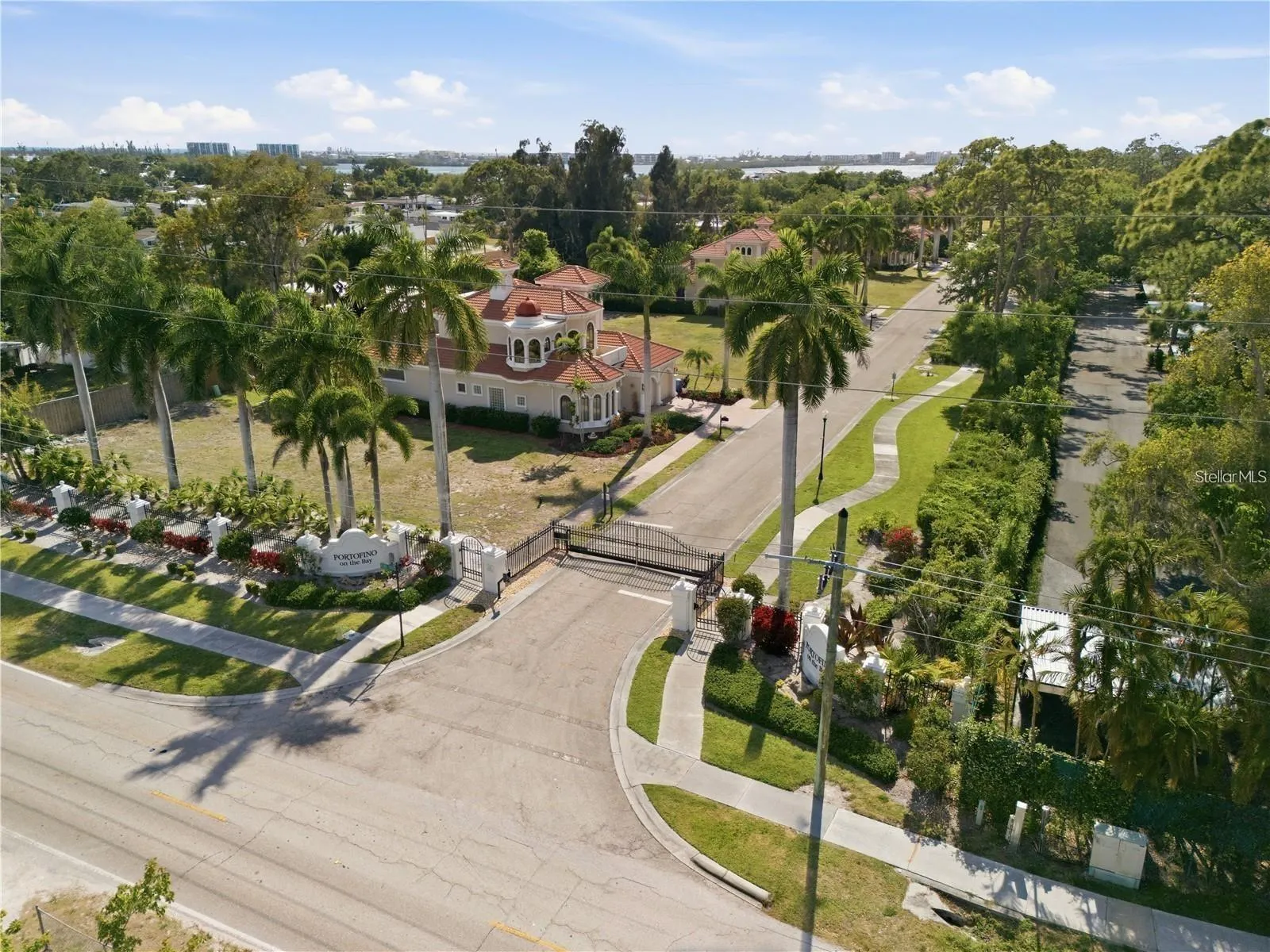 1740 ASSISI DR
