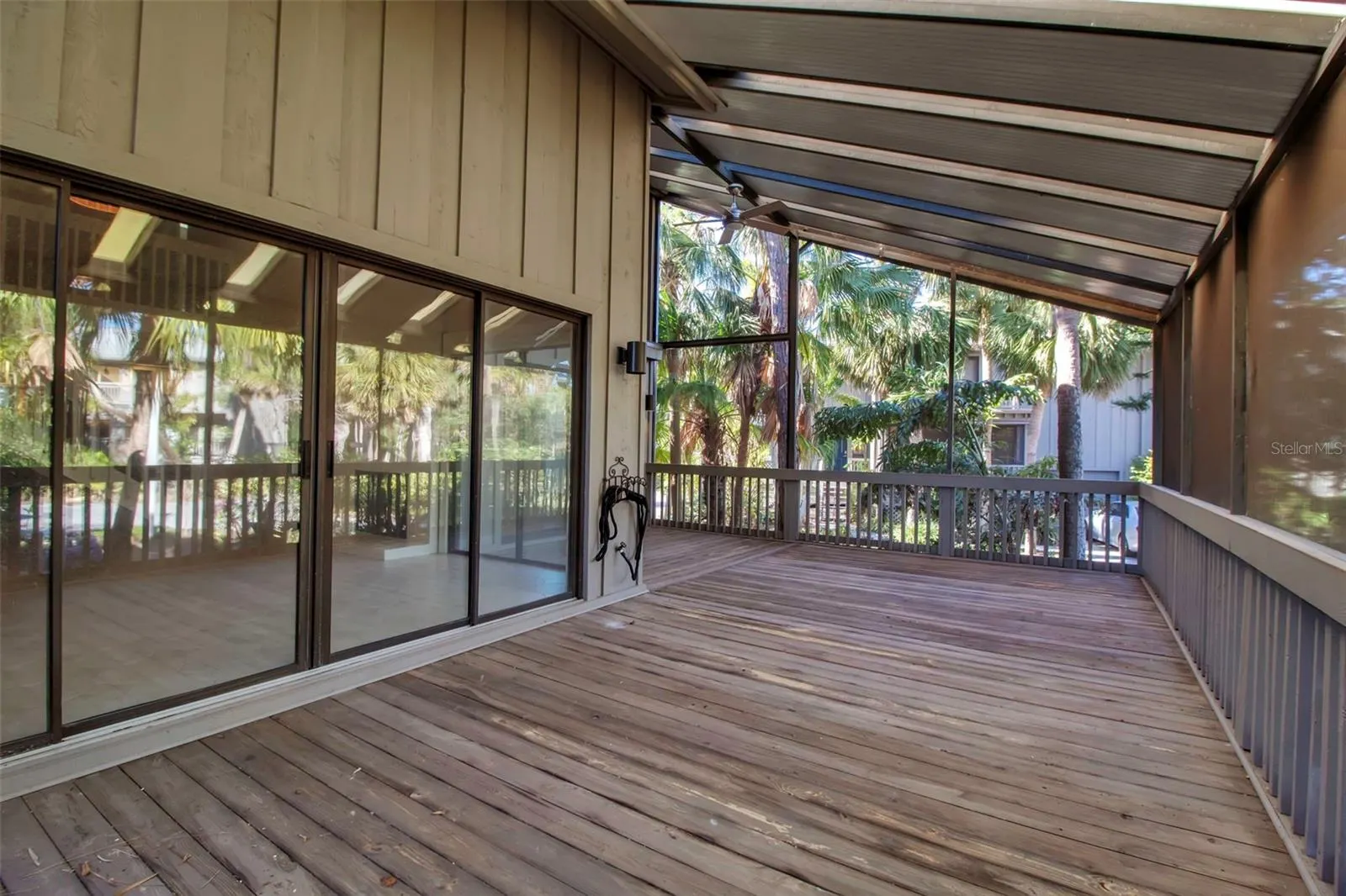 1460 LANDINGS CIR #51 #51