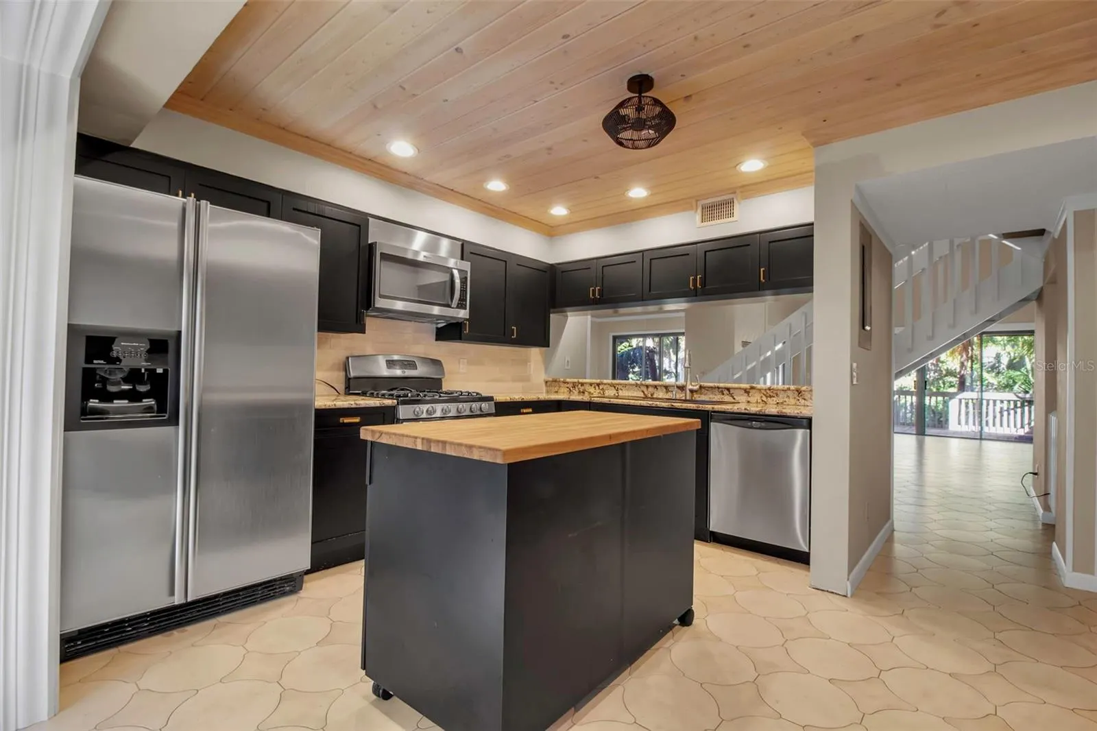 1460 LANDINGS CIR #51 #51