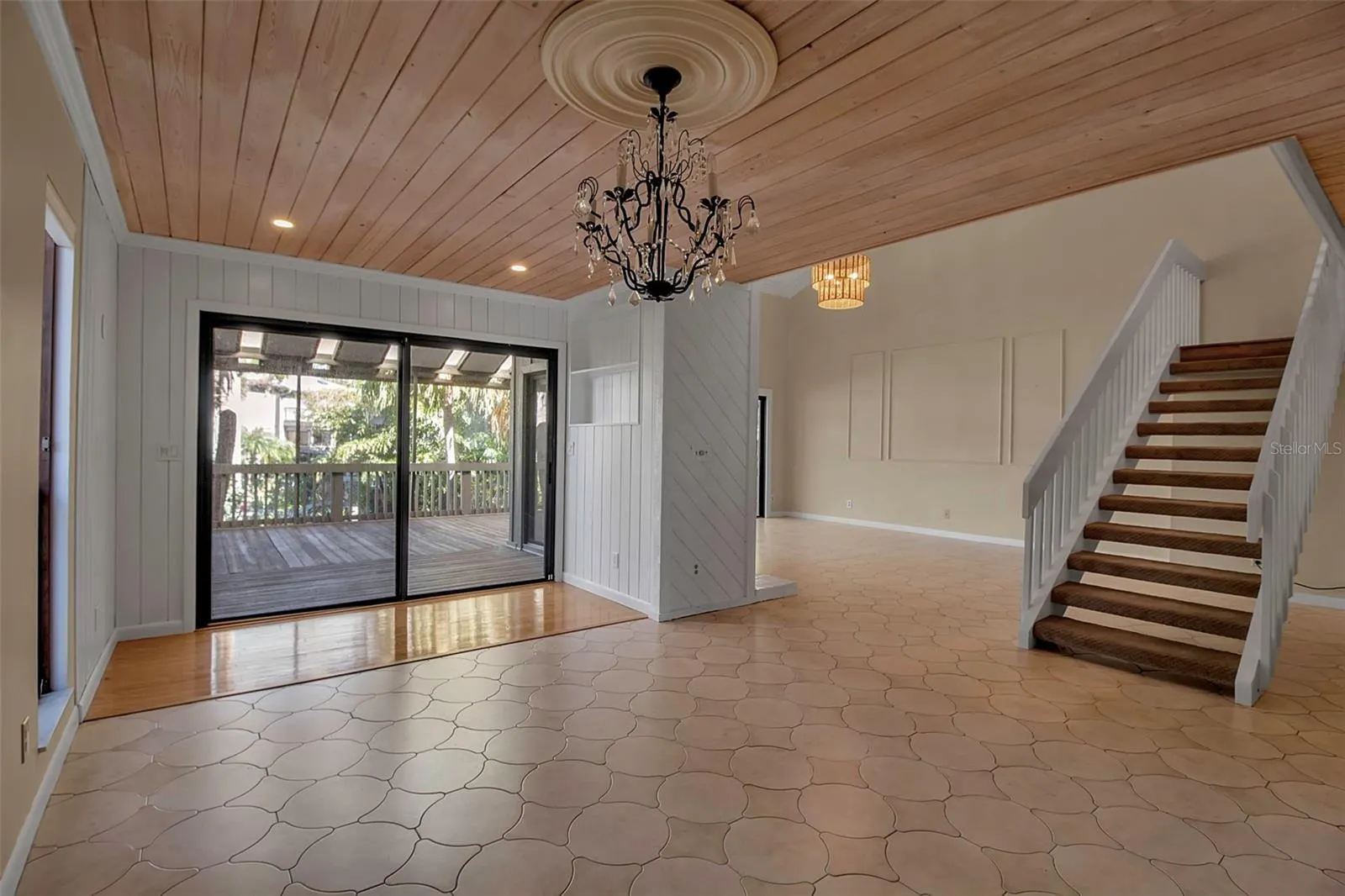 1460 LANDINGS CIR #51 #51
