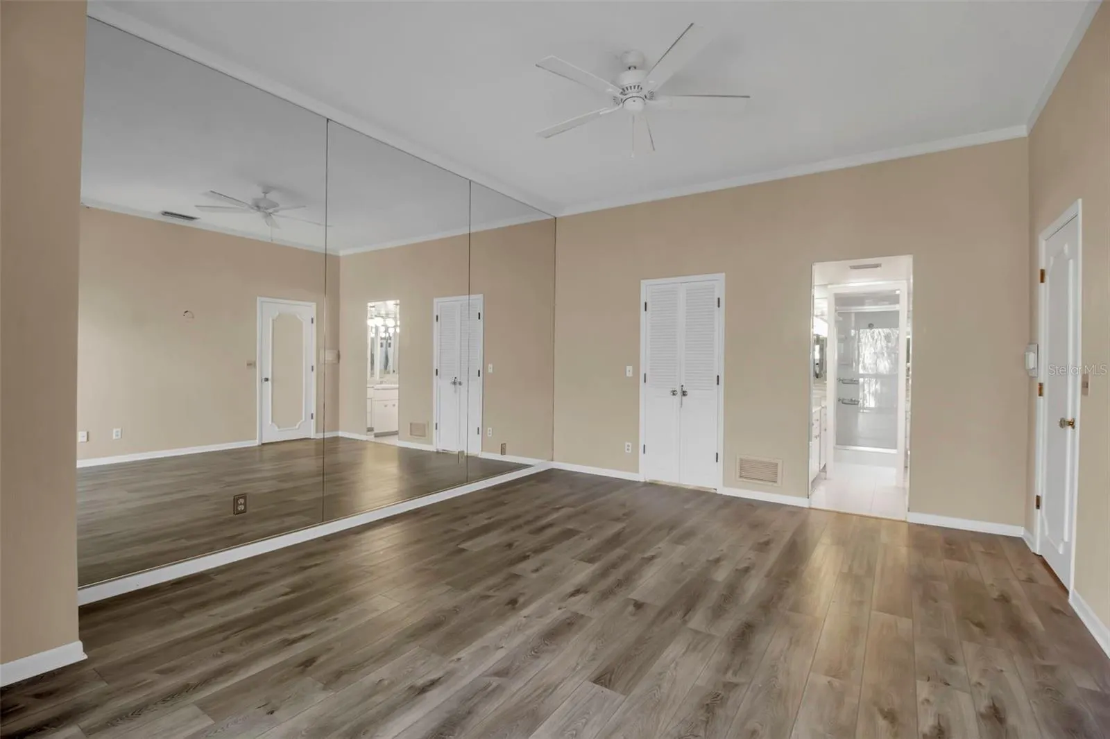 1460 LANDINGS CIR #51 #51