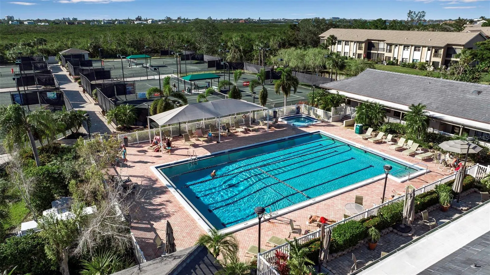 1460 LANDINGS CIR #51 #51