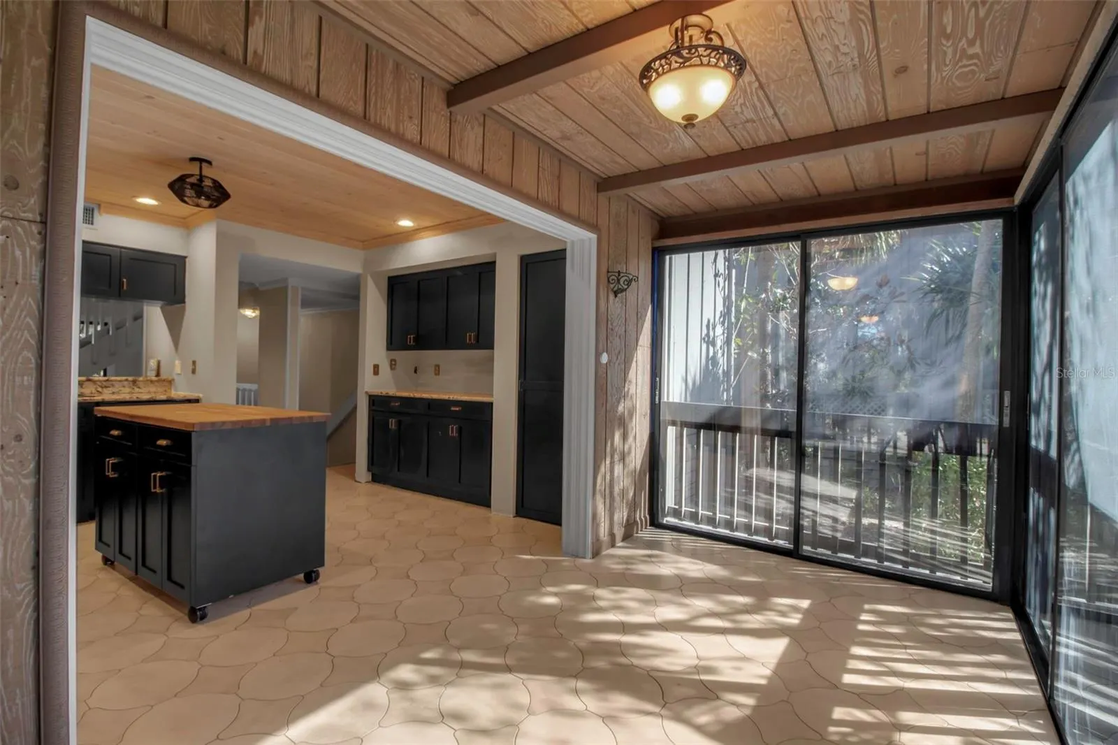 1460 LANDINGS CIR #51 #51