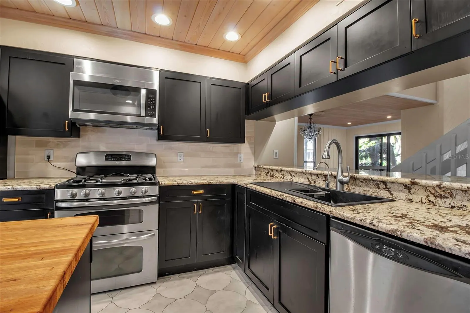 1460 LANDINGS CIR #51 #51