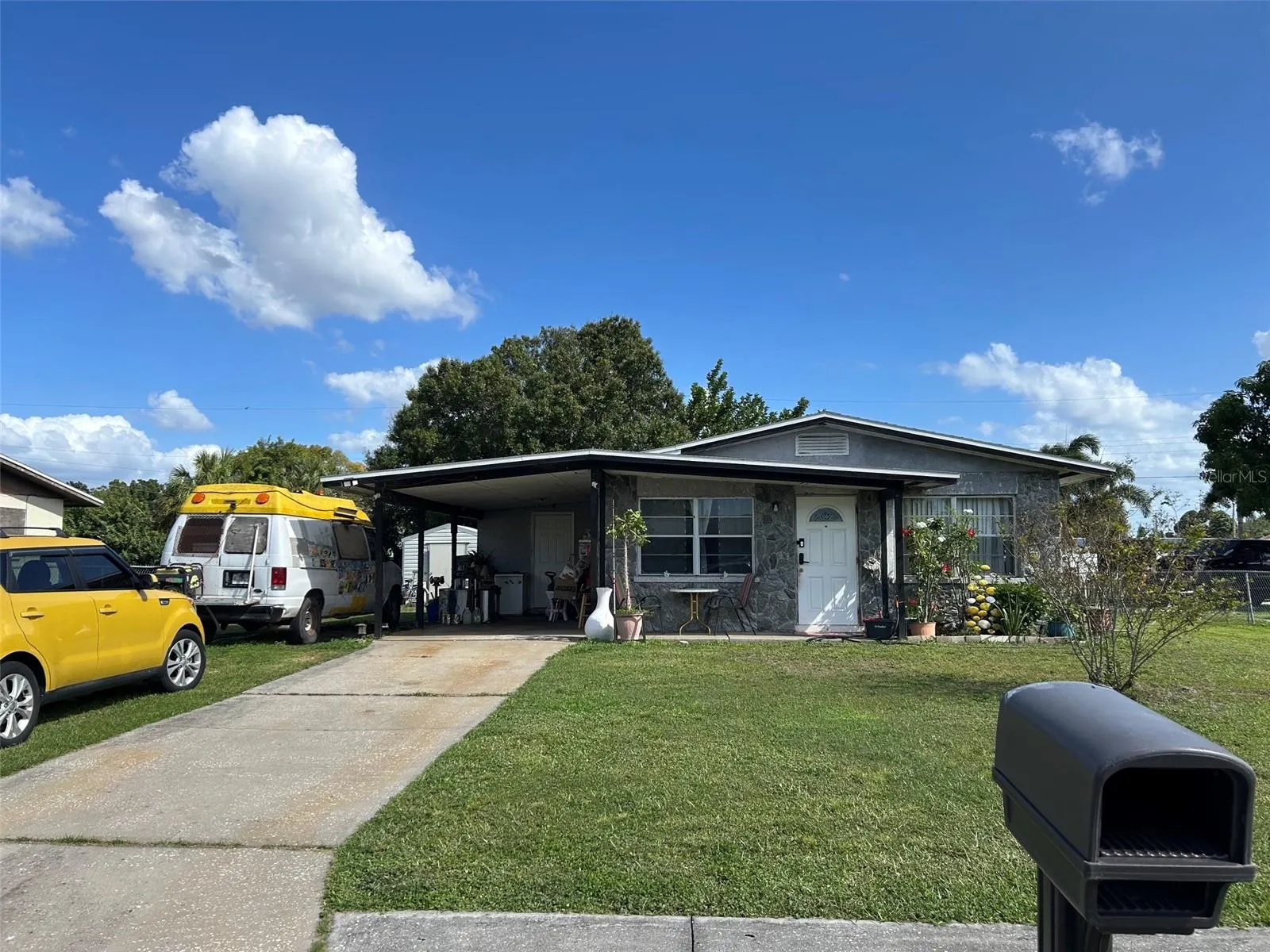 1708 5TH AVE W