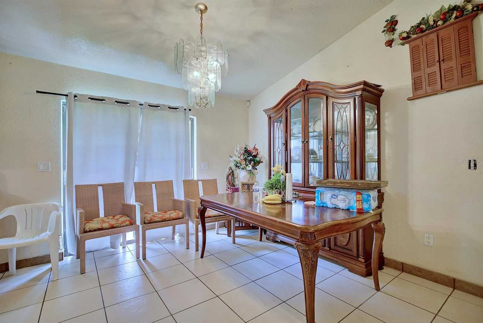 3092 GOLFVIEW DR