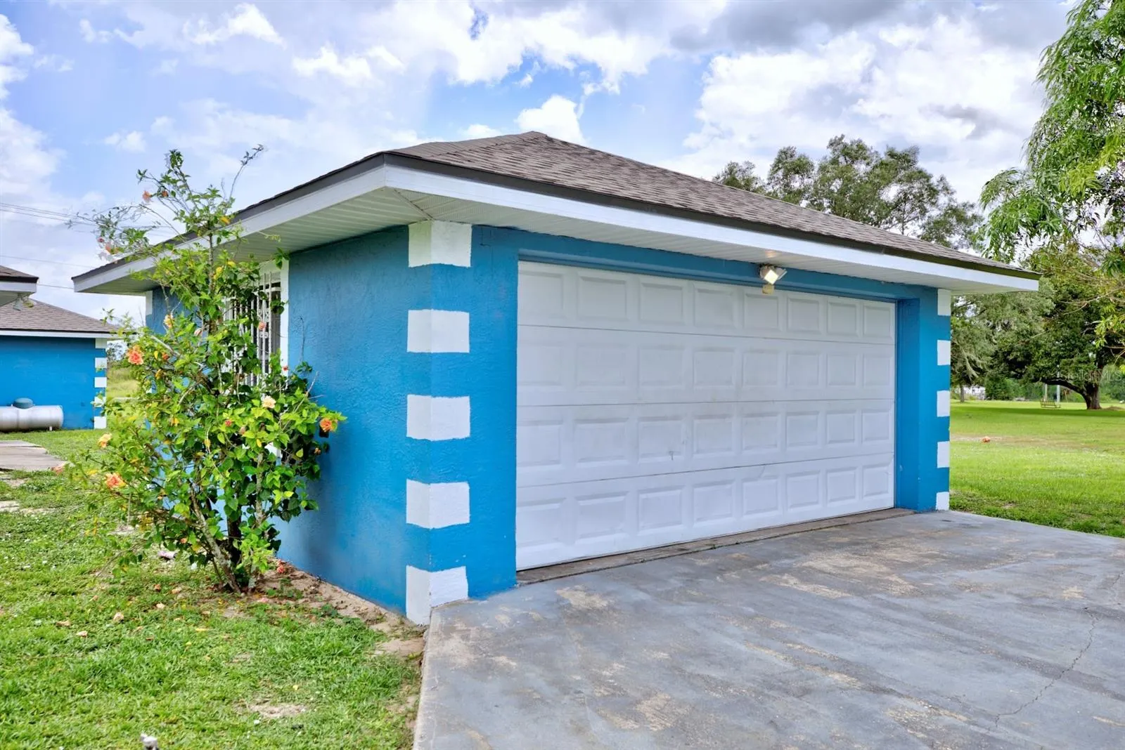 3092 GOLFVIEW DR