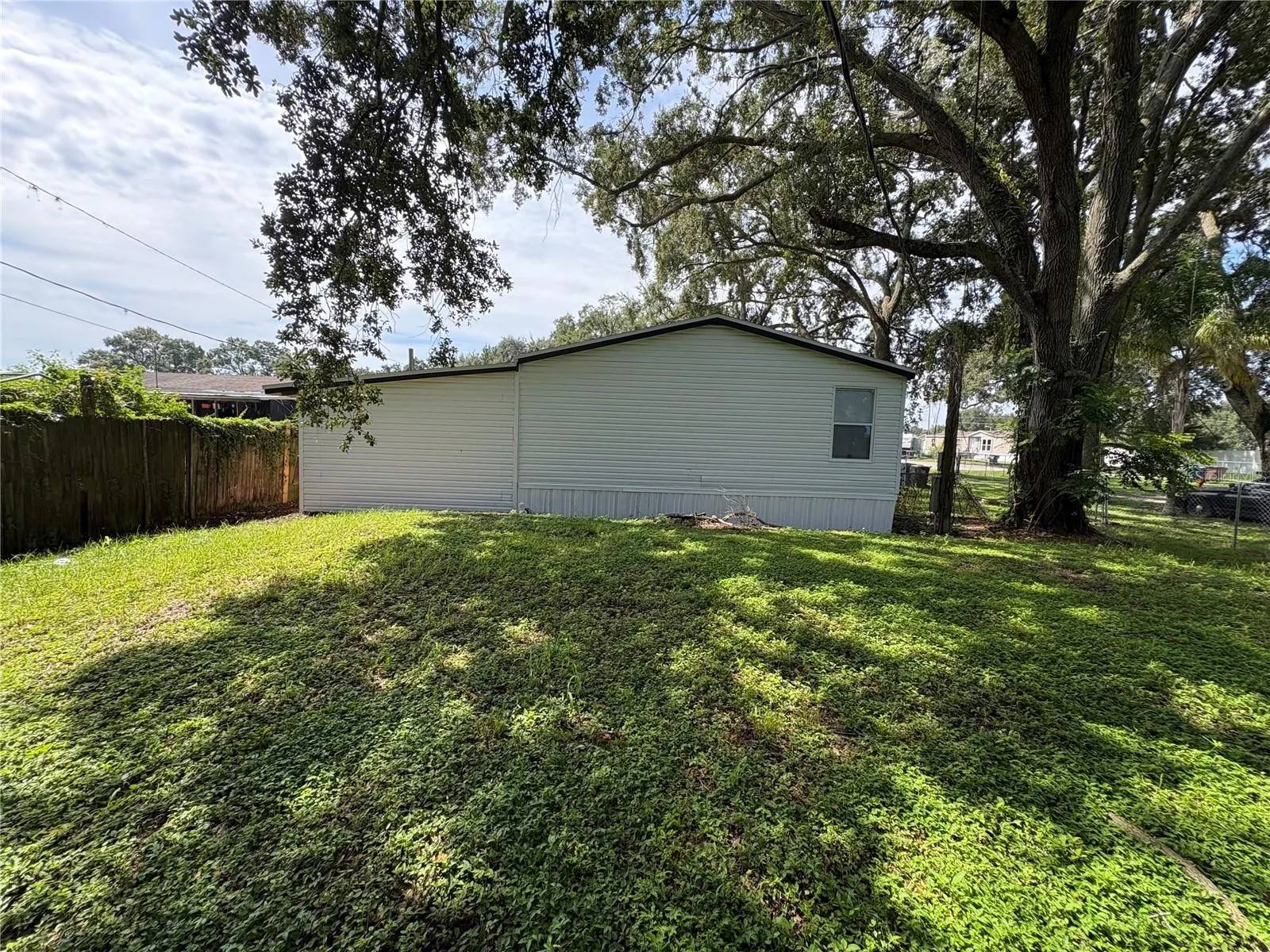 120 CLEARWATER CT