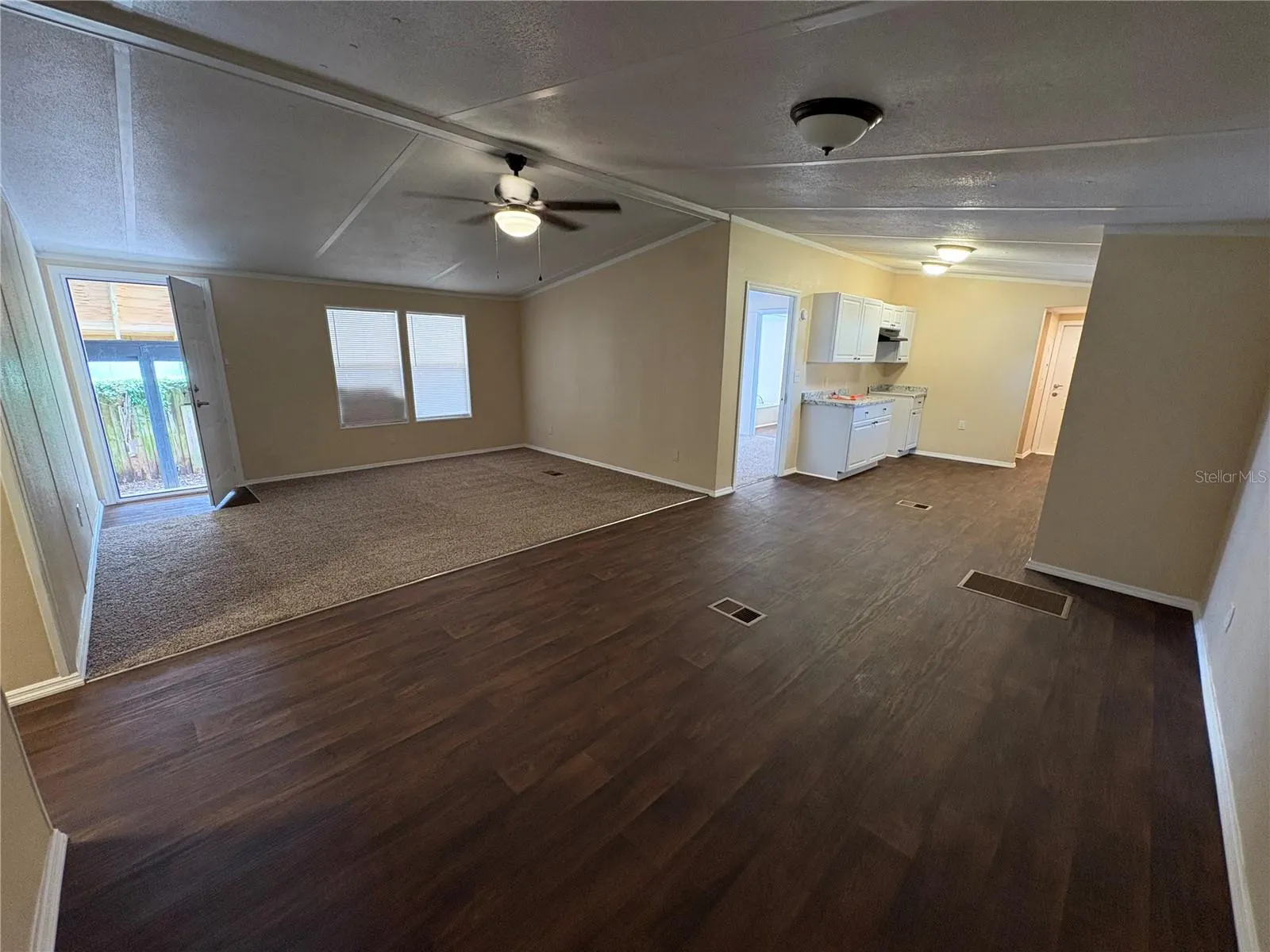 120 CLEARWATER CT