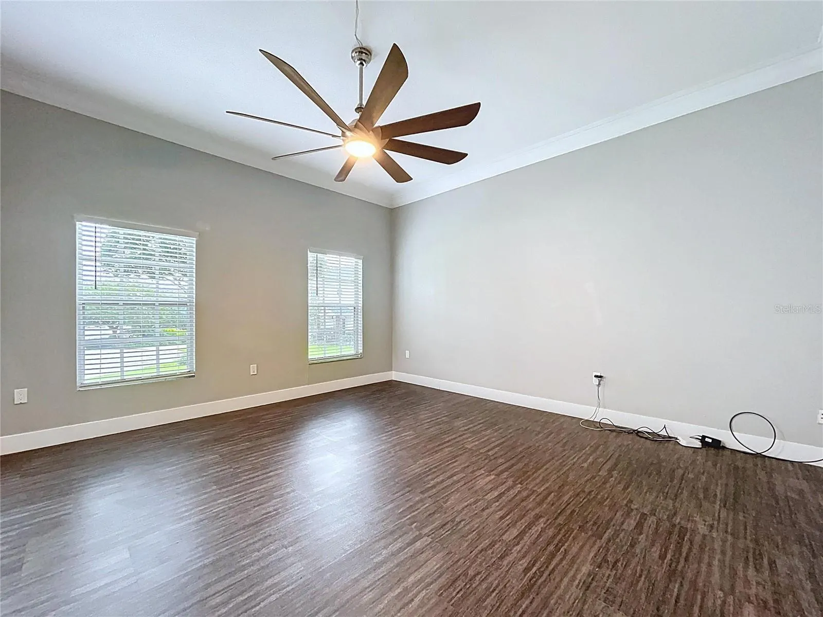 1904 VISTA VIEW DR