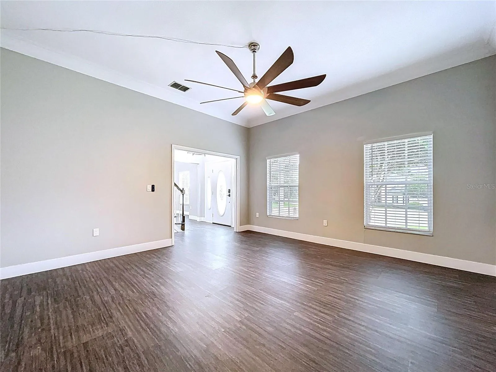 1904 VISTA VIEW DR