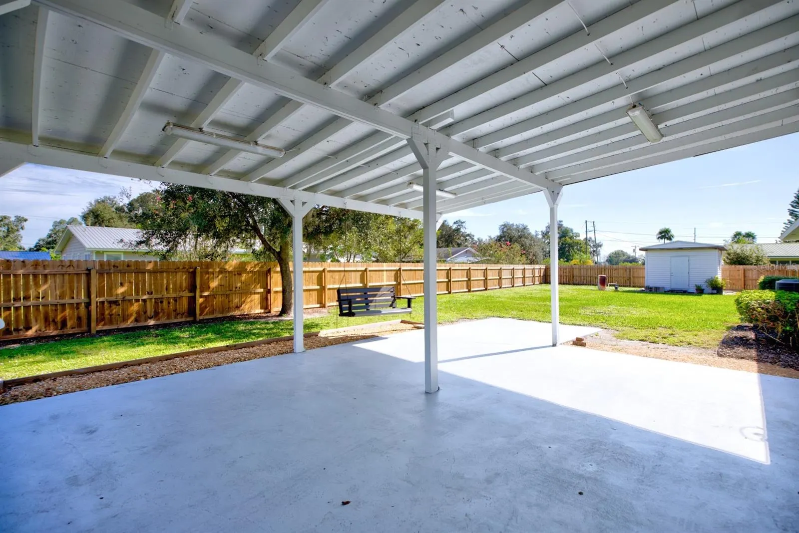 180 CHAMBERS CT