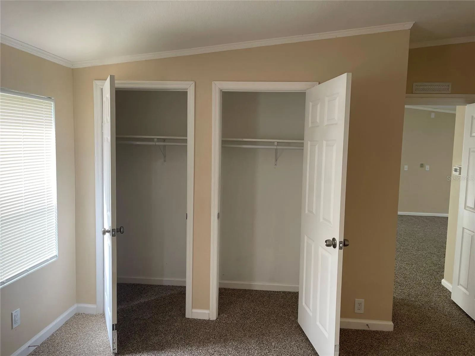 2805 FORESTLAND DR