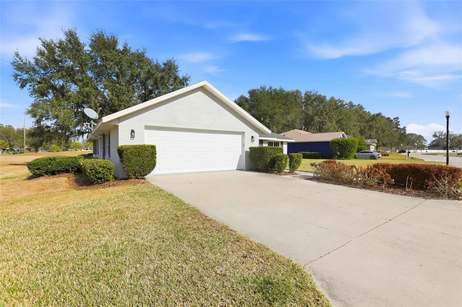 2992 OAKS BND