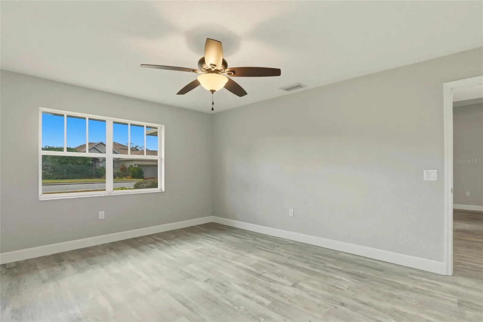 2992 OAKS BND