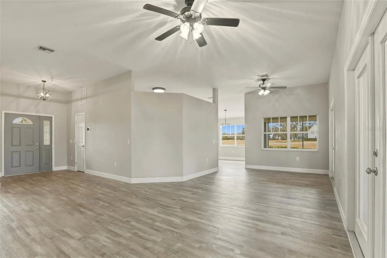 2992 OAKS BND