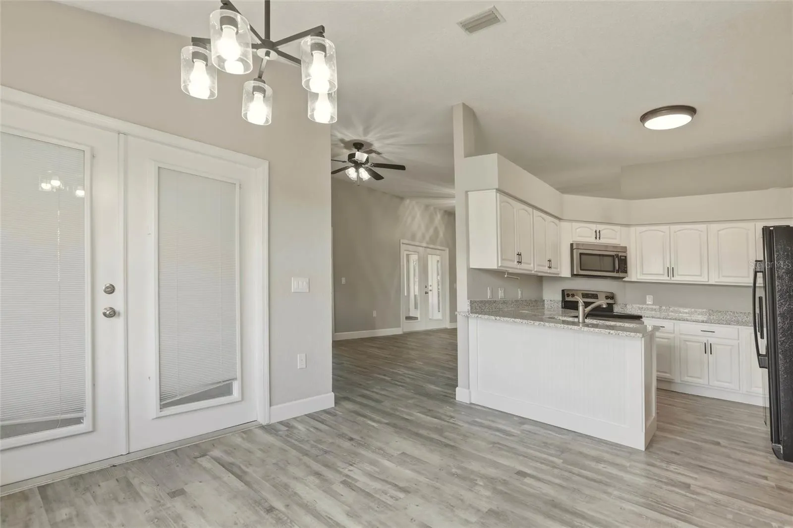 2992 OAKS BND