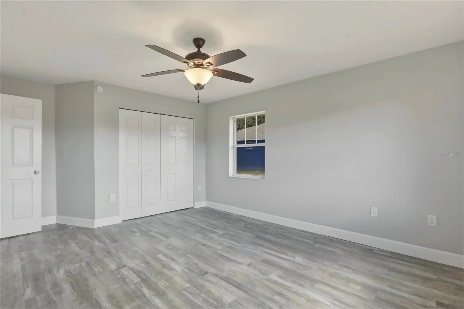 2992 OAKS BND